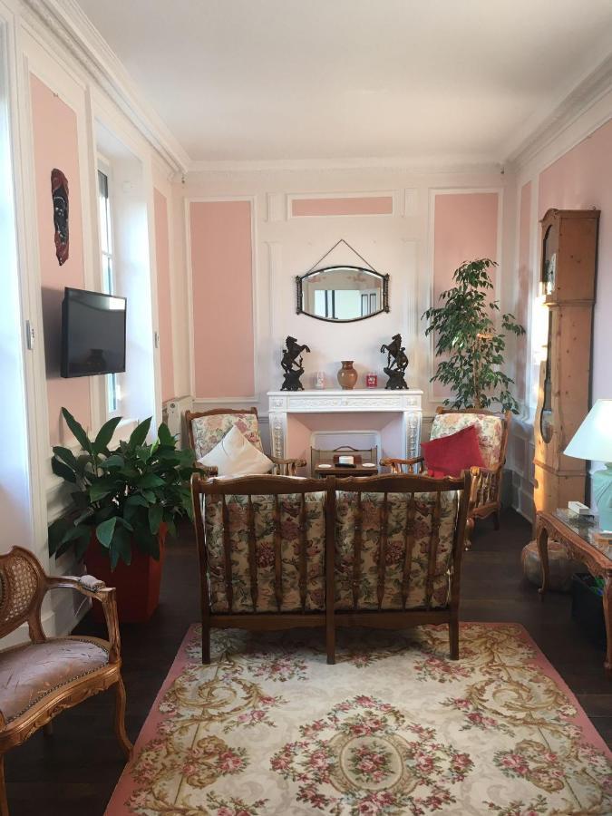 Bed and Breakfast Lime Trees Arnac-Pompadour Екстер'єр фото